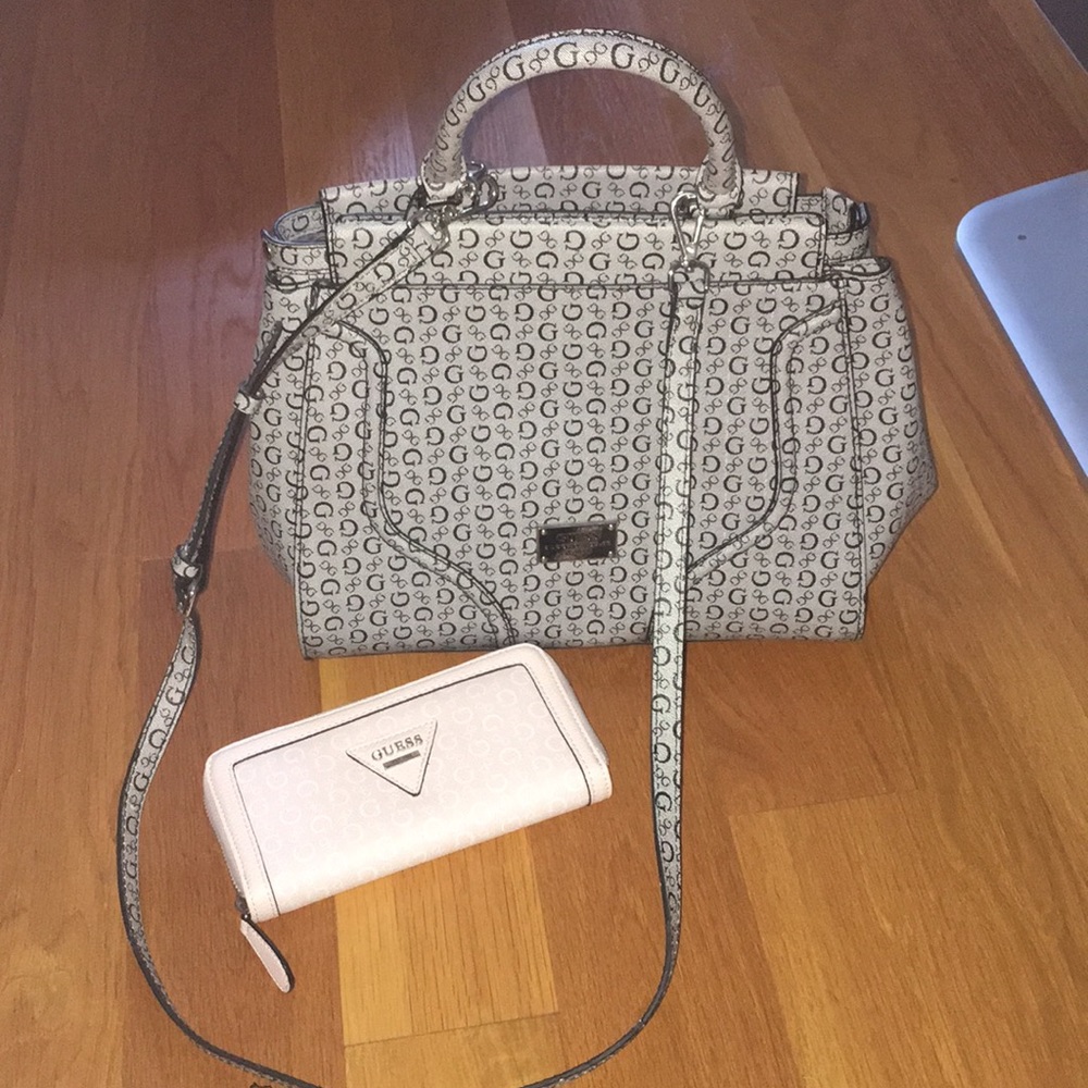 Guess bag and wallet!!